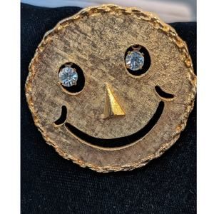 Vintage Smiley Face Brooch & Pendant Textured Gold Tone Dangle Rhinestone Eyes